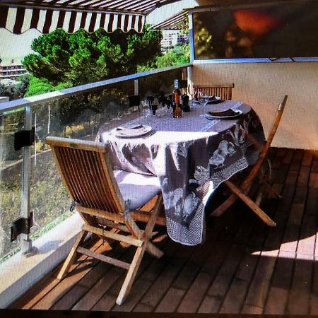 Tres Bel Appartement Vue Mer A นีซ ภายนอก รูปภาพ